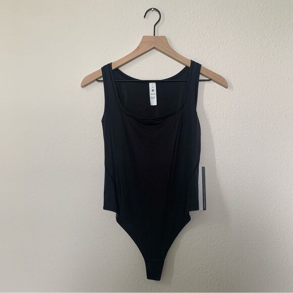 lululemon athletica Tops - Lululemon Athletica Nulu Squareneck Sleeveless Bodysuit M